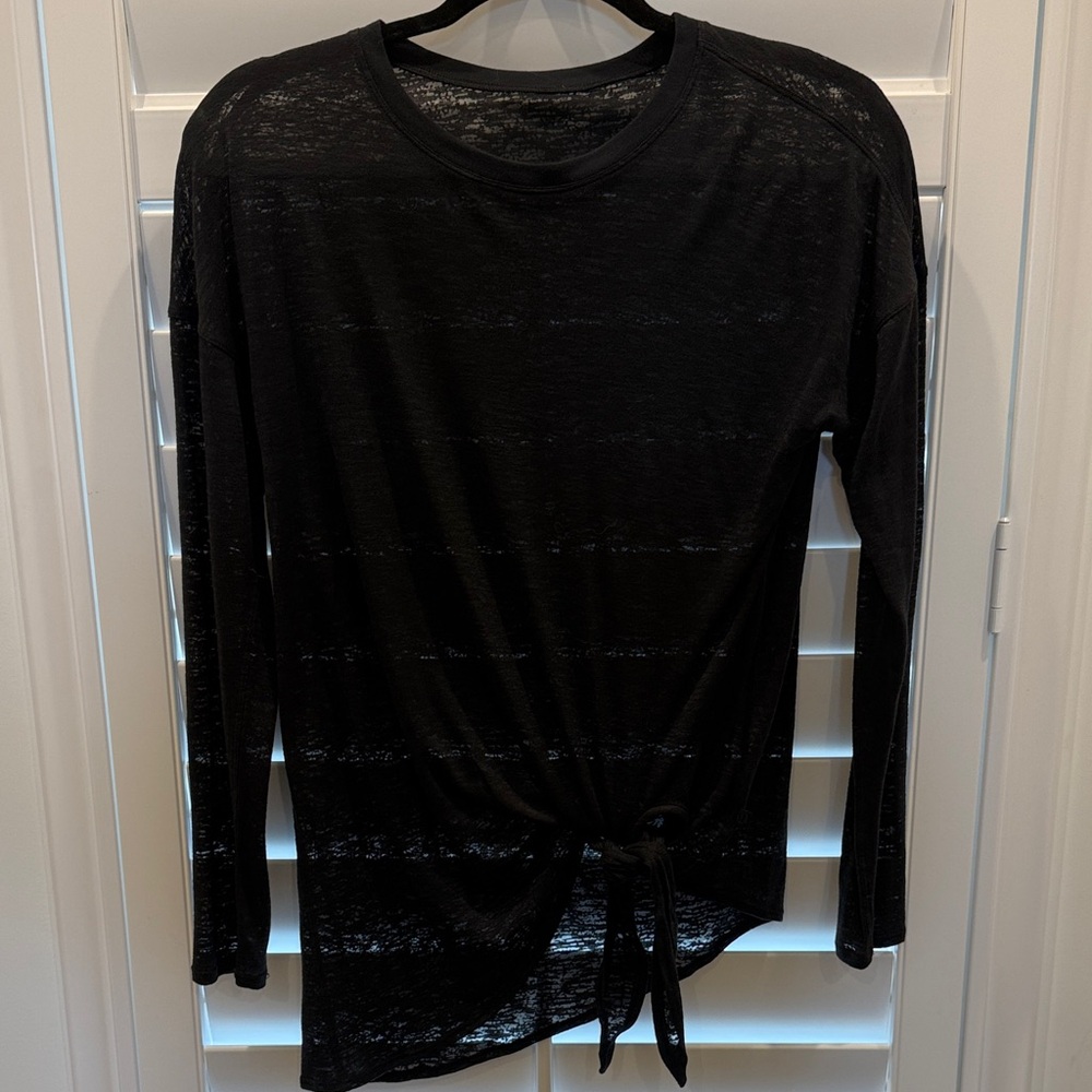 lululemon athletica Black Long Sleeve Tee